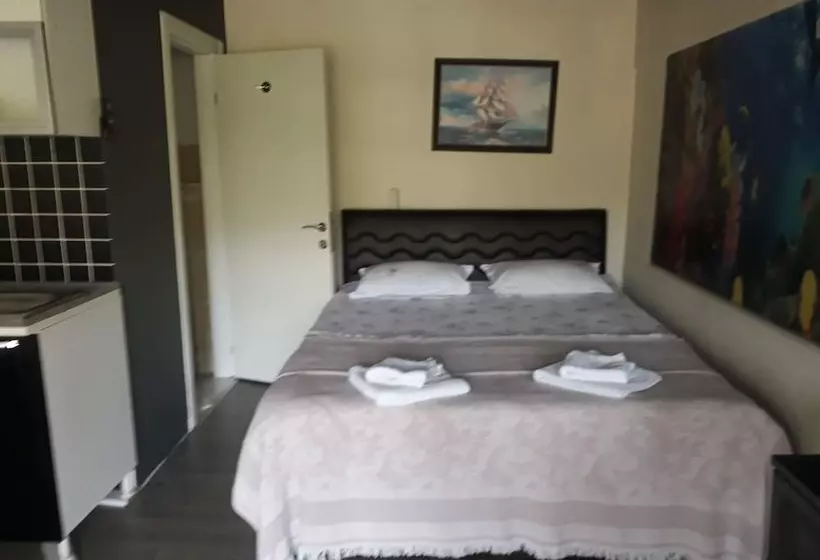 Hotelli Nesilce Tatil Koyu