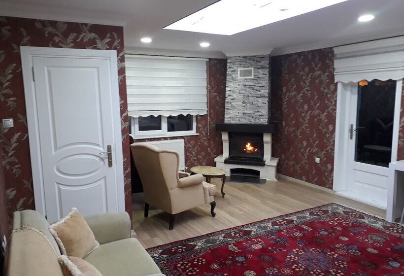 בית מלון כפרי Nesilce Tatil Koyu