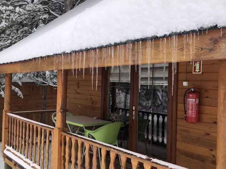 Hotelli Nesilce Tatil Koyu