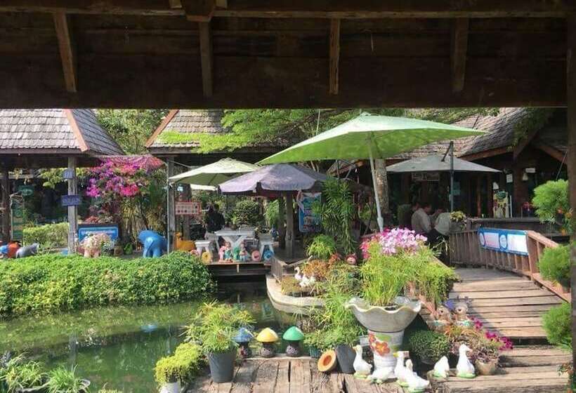 בית מלון כפרי Nongwuaso Resort
