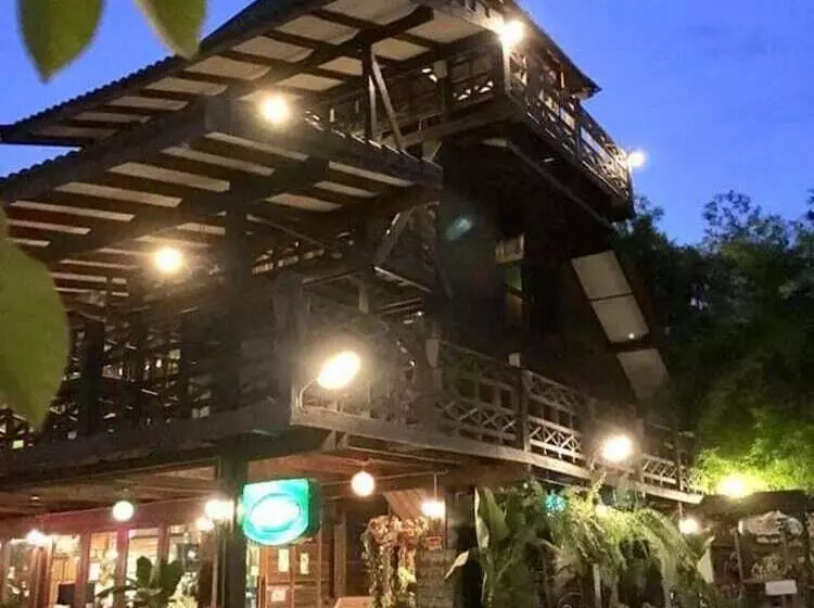 هتل Nongwuaso Resort