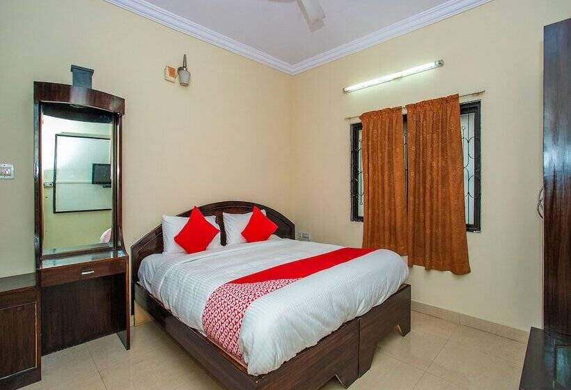 فندق Oyo 16661 E Foods