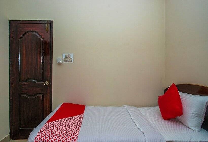 فندق Oyo 16661 E Foods