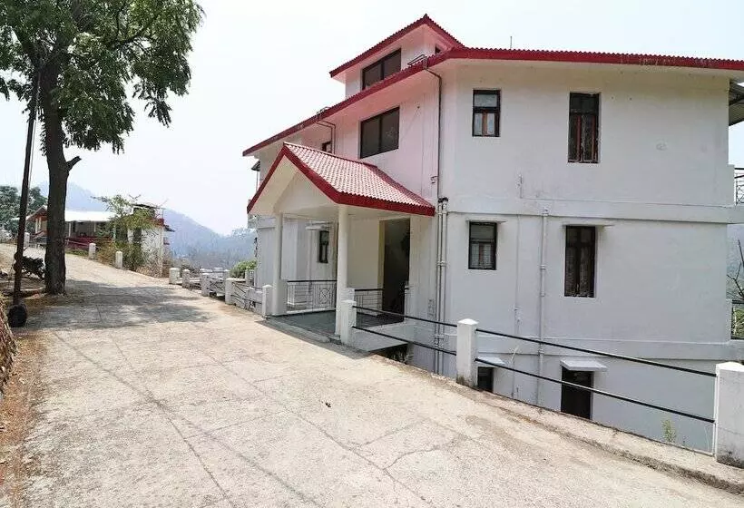 هتل Oyo Home 14097 Modern 1bhk