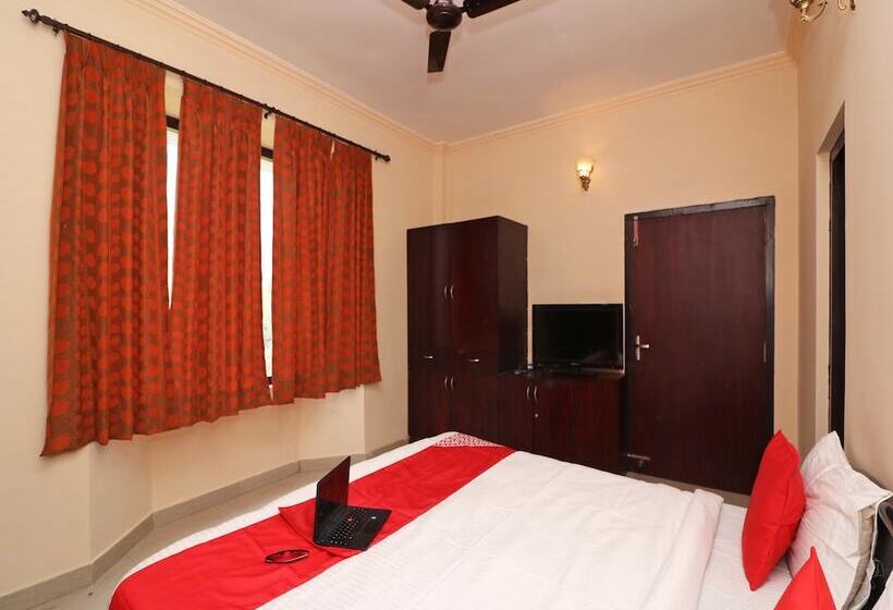 ホテル Oyo Home 14097 Modern 1bhk