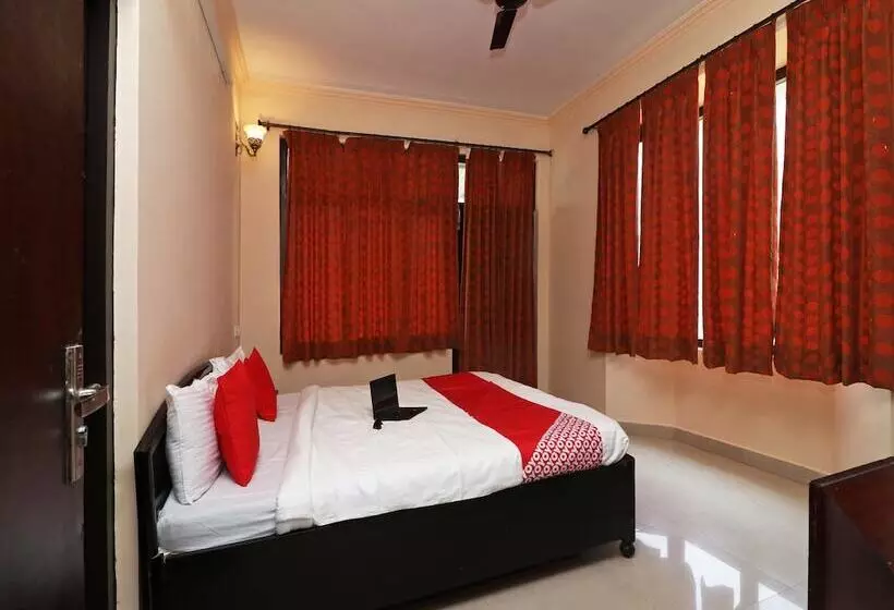 هتل Oyo Home 14097 Modern 1bhk