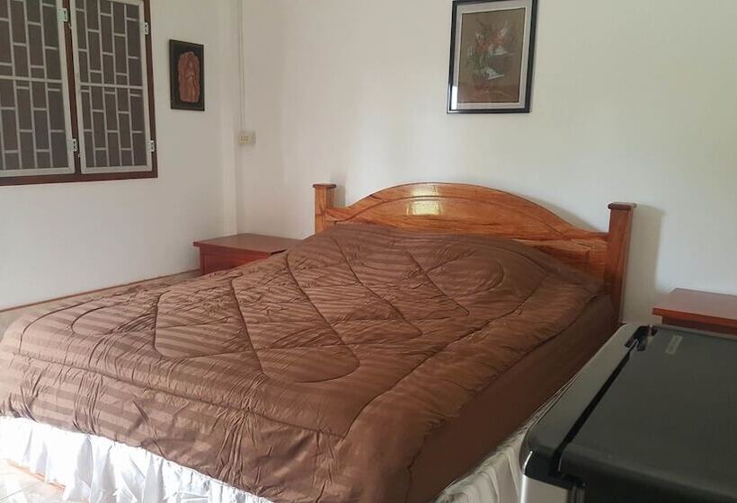 فندق Pings Farmstay