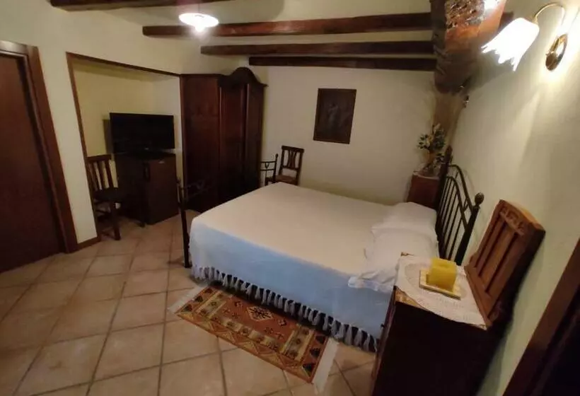 Maaseutuhotelli Agriturismo Alpi