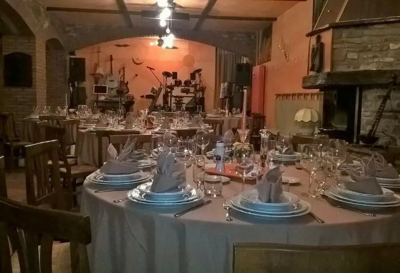 Maaseutuhotelli Agriturismo Alpi