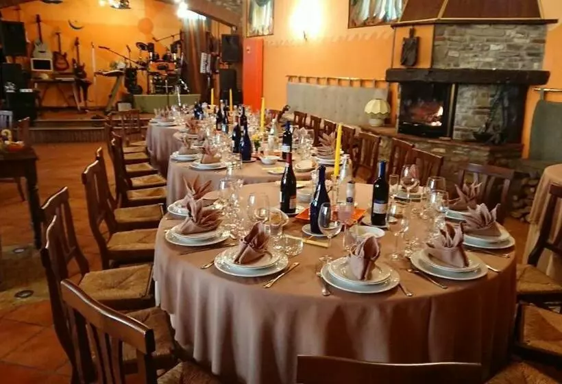 Maaseutuhotelli Agriturismo Alpi