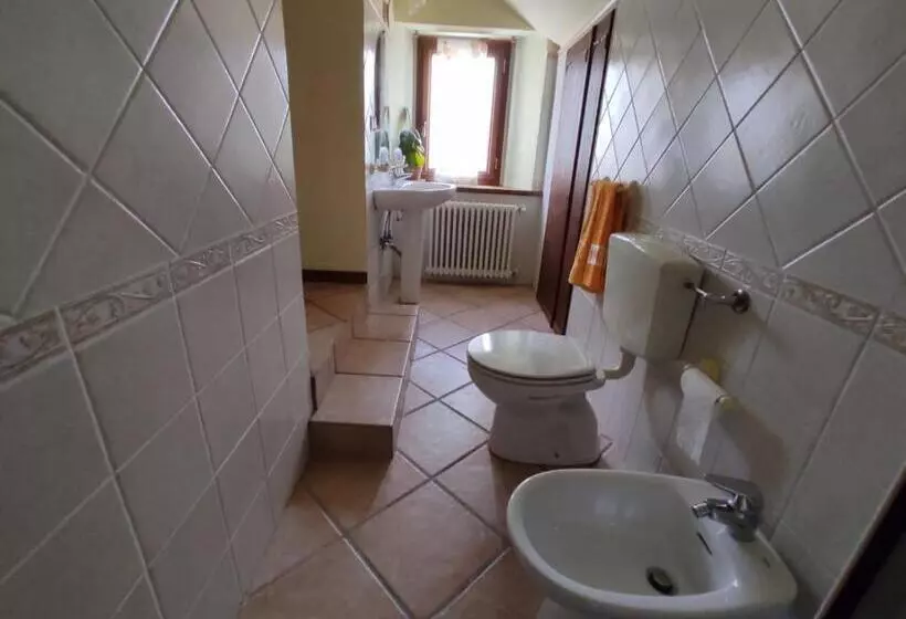 Maaseutuhotelli Agriturismo Alpi