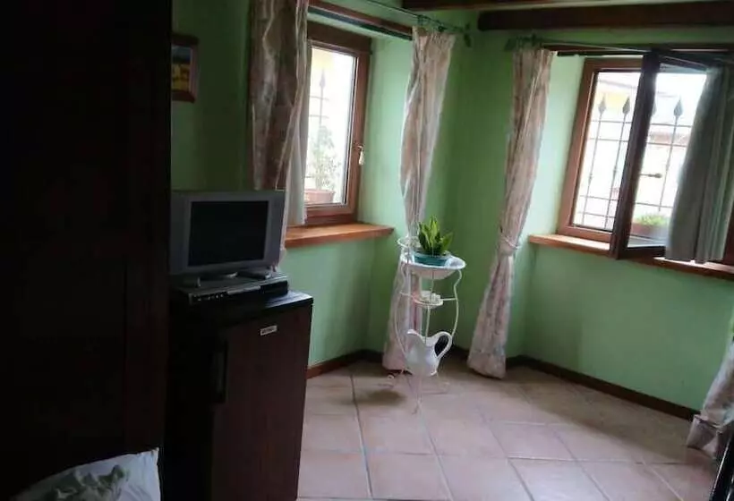 Maaseutuhotelli Agriturismo Alpi