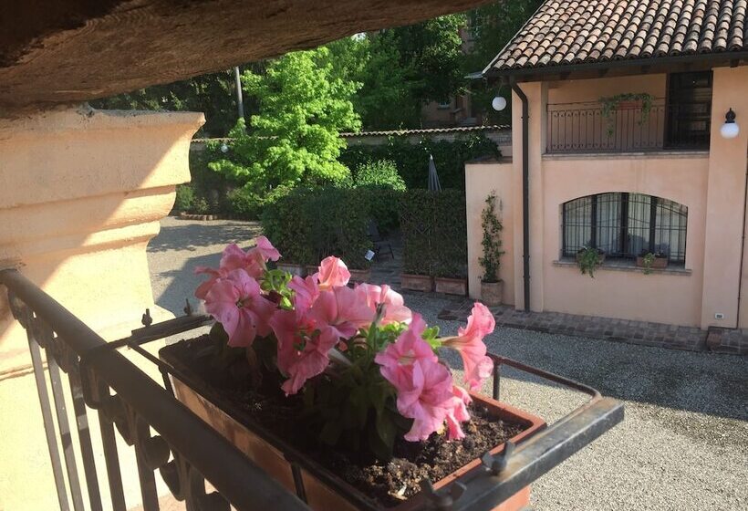 בית מלון כפרי B&b & Residence Corte Bebbi