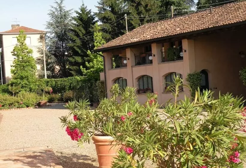 Maaseutuhotelli B&b & Residence Corte Bebbi