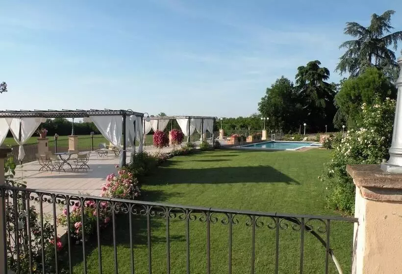 Maaseutuhotelli B&b & Residence Corte Bebbi