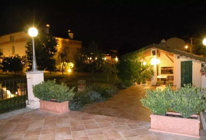 Maaseutuhotelli B&b & Residence Corte Bebbi