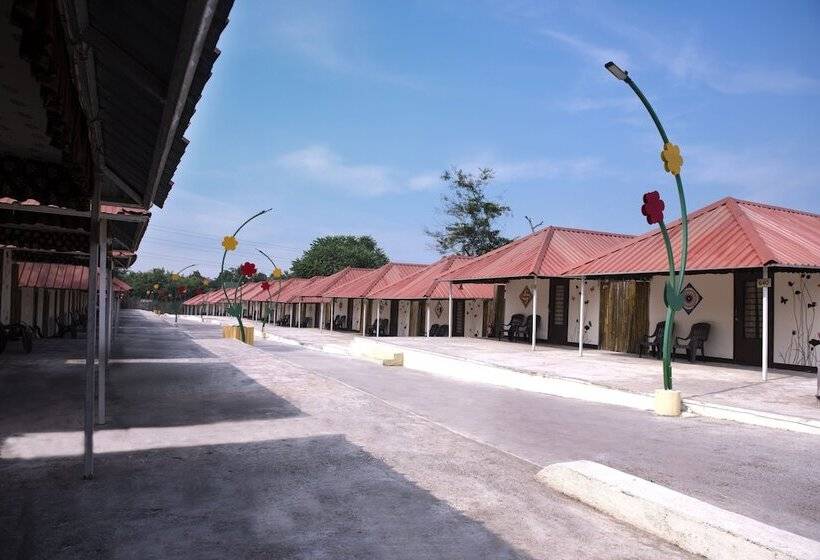 호텔 Praveg Tent City Narmada, Statue Of Unity