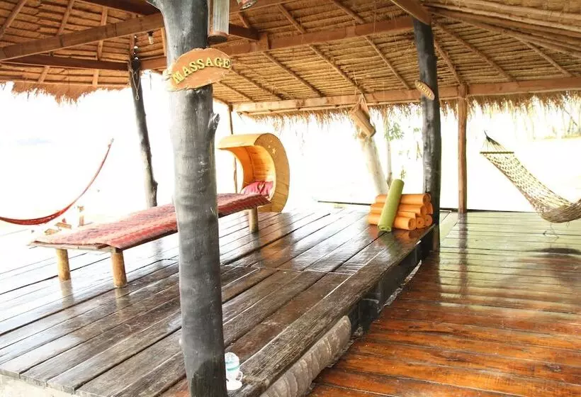 ホテル Wake N Soul