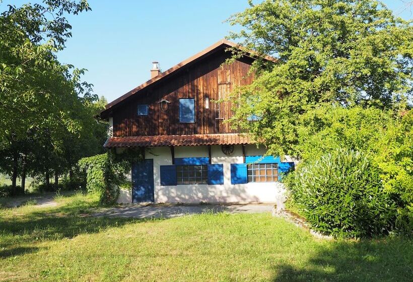 Пансион Guest House Sara Latin