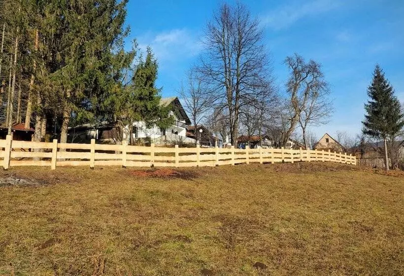 Majatalo Guest House Sara Latin