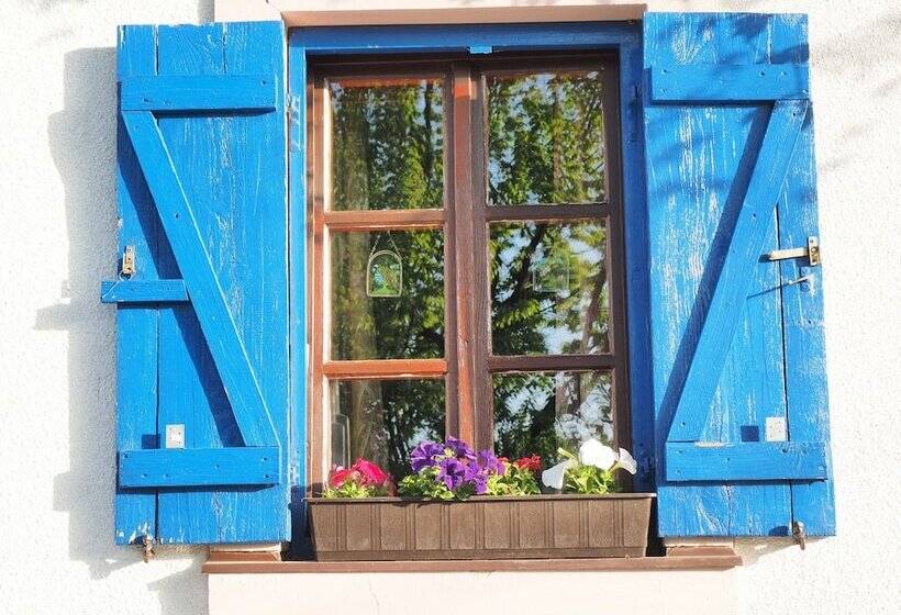 Пансион Guest House Sara Latin