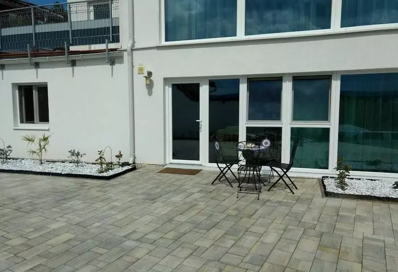 Majatalo Haus Vitalis   Guesthouse Burgenland