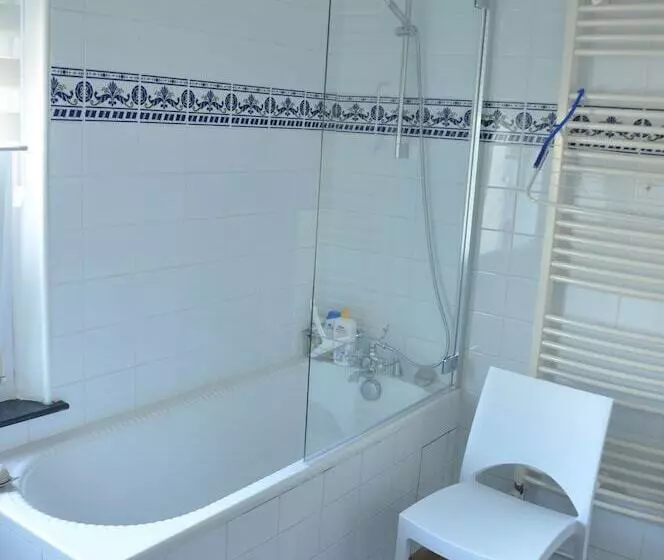 Majatalo La Pie Grièche