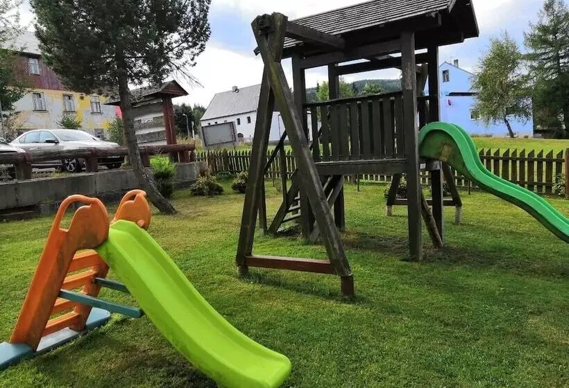 Majatalo Penzion U Křížku