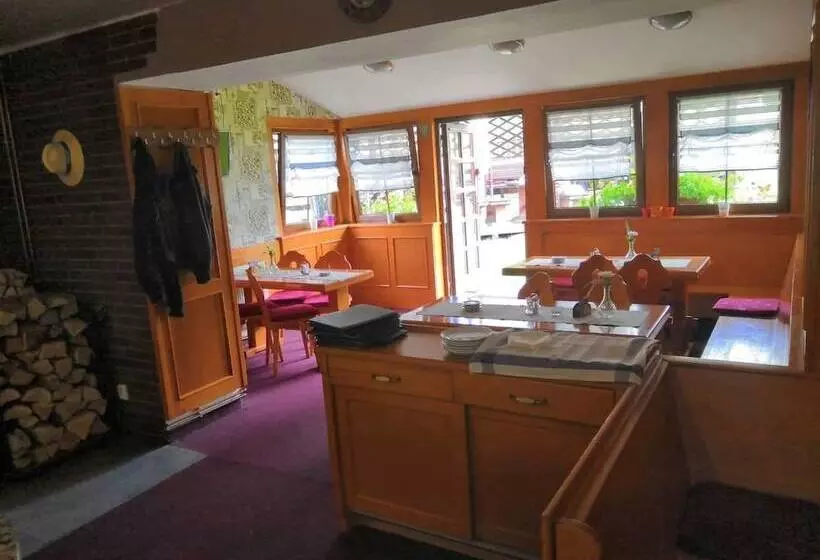 Majatalo Penzion U Křížku