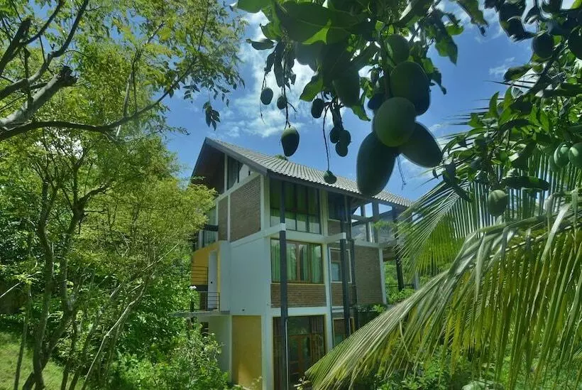 Majatalo Victoria House