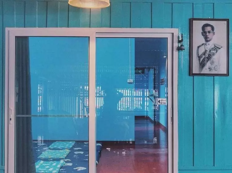 Retkeilymaja Rub Lom Chom Klong Homestay