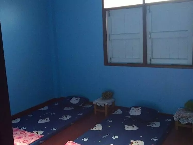 Retkeilymaja Rub Lom Chom Klong Homestay