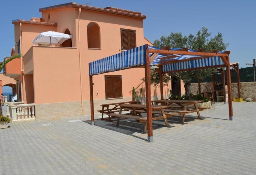 住宿加早餐  Carrubella Santa Zita