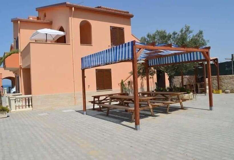 住宿加早餐  Carrubella Santa Zita