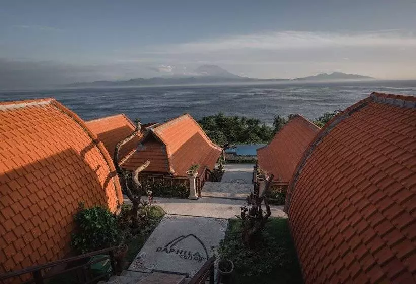 Aamiaismajoitus (B&B) Daphila Cottage