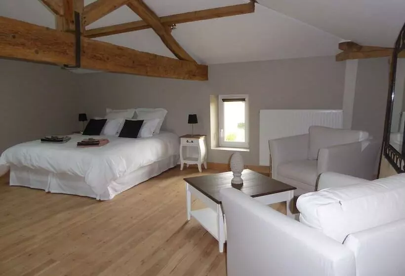 Aamiaismajoitus (B&B) La Vigneraie De Laura