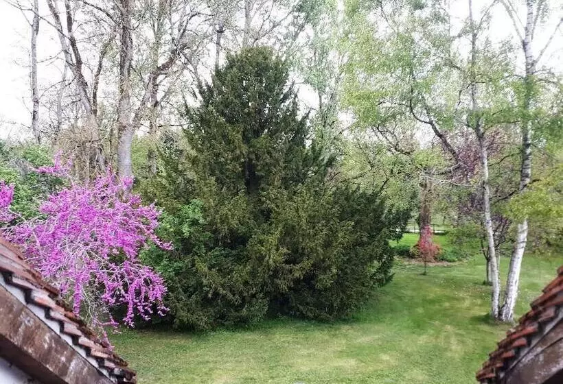 Aamiaismajoitus (B&B) Le Parc Des Aubiers