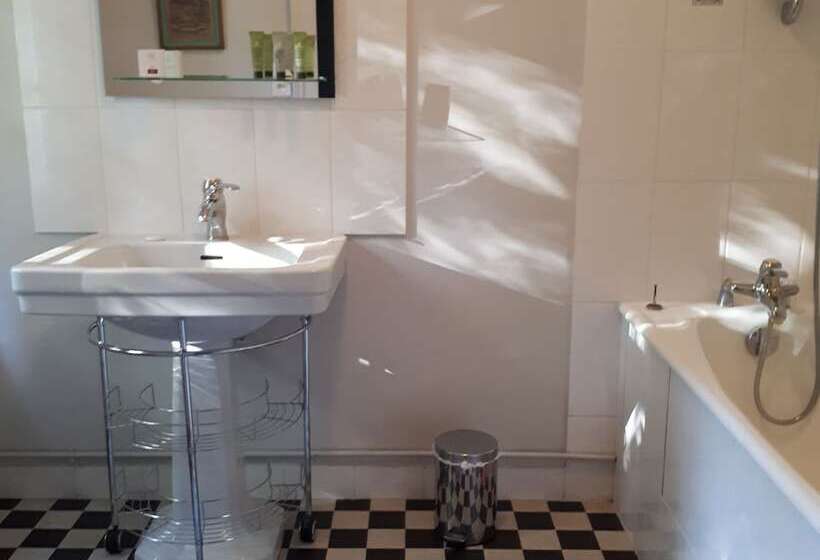 مبيت وإفطار Le Parc Des Aubiers