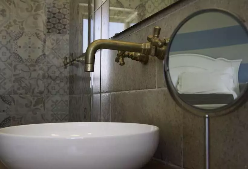 Aamiaismajoitus (B&B) Villa De Lua Boutique