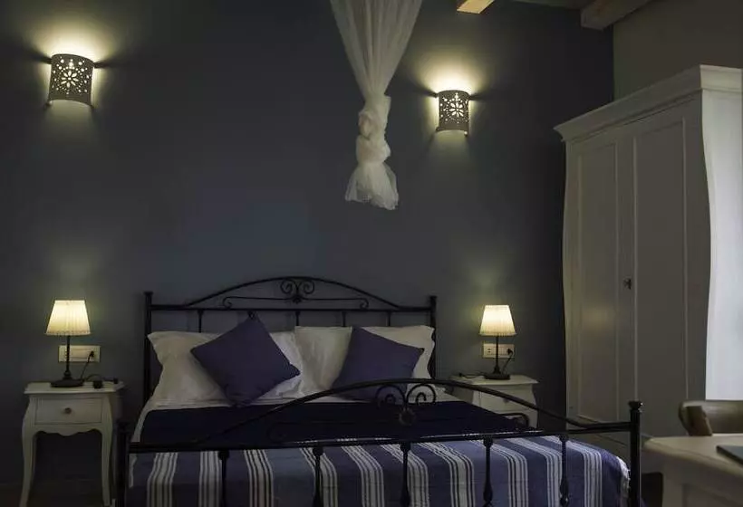 Aamiaismajoitus (B&B) Villa De Lua Boutique