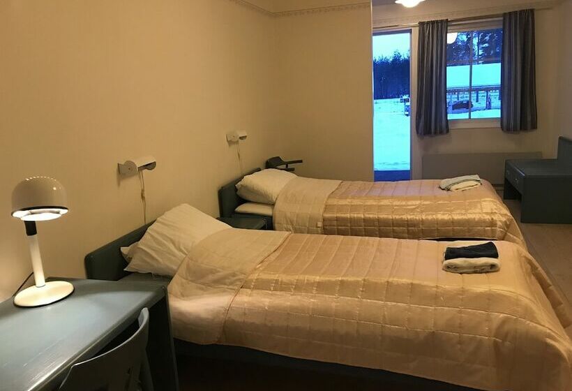 مسافرخانه Värdshuset Moraklockan