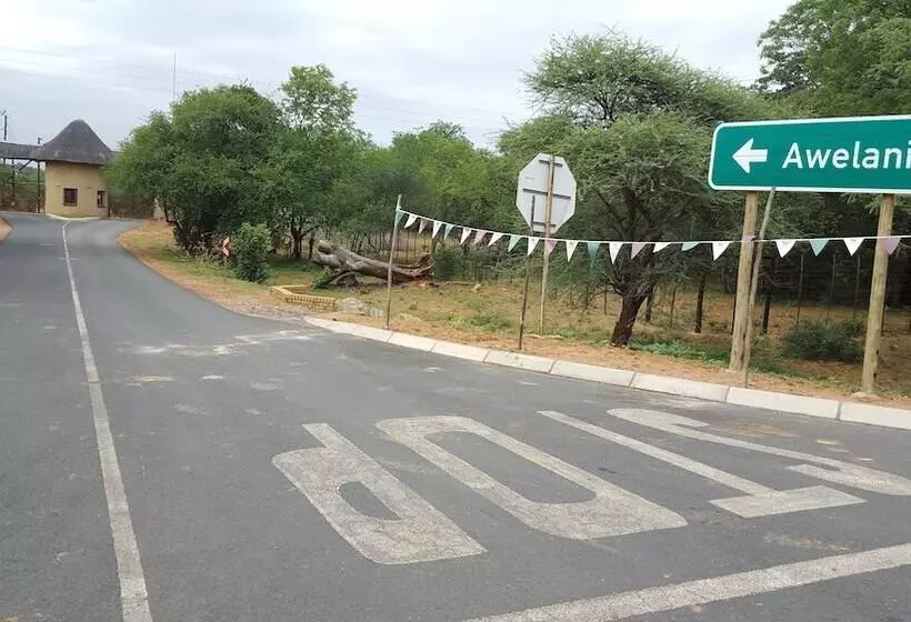 ホテル Awelani Lodge