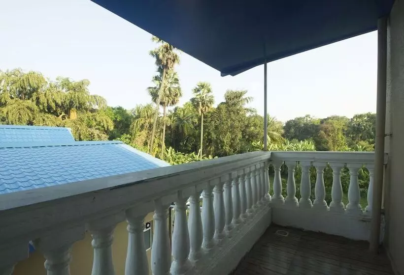 Hotelli Blue Roof Sea Side