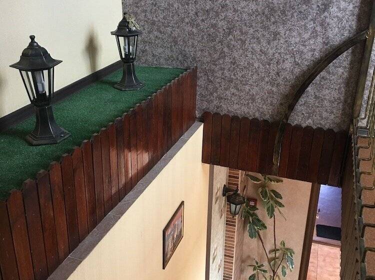 בית מלון כפרי Kardinal