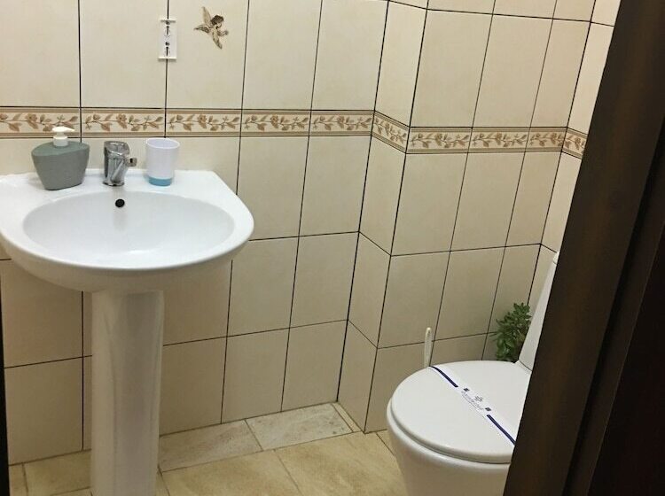 בית מלון כפרי Kardinal