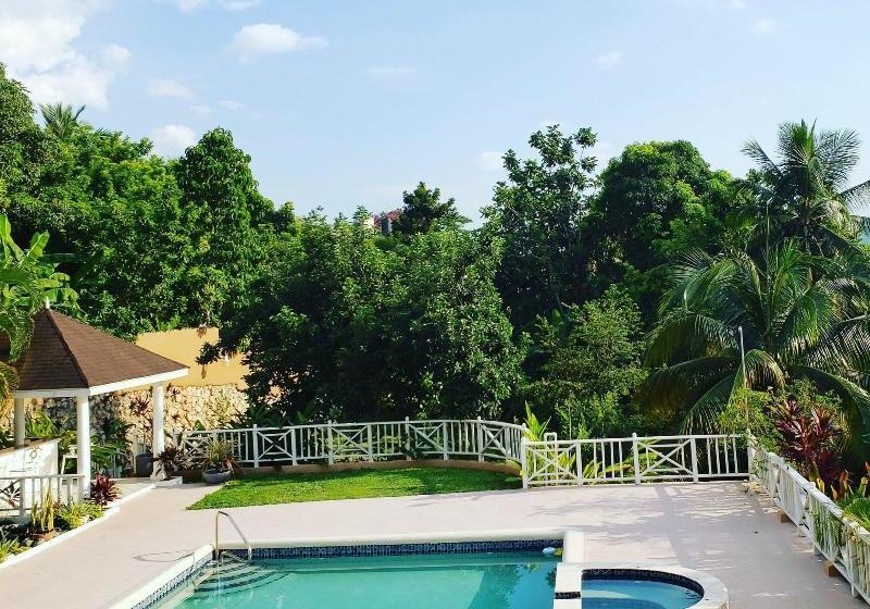 هتل Millsborough Bnb