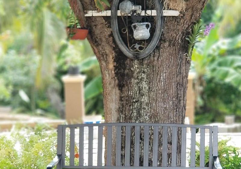 هتل Millsborough Bnb