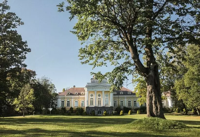 ホテル Palace Yelizavetino