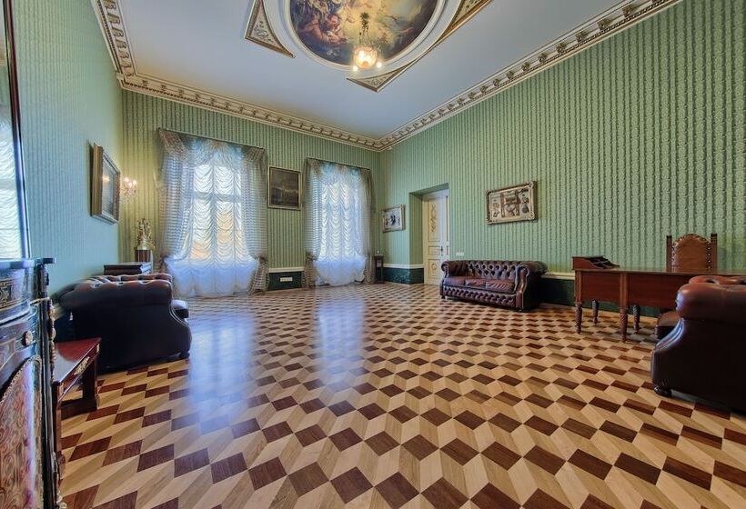 호텔 Palace Yelizavetino