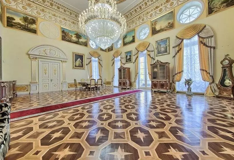 ホテル Palace Yelizavetino